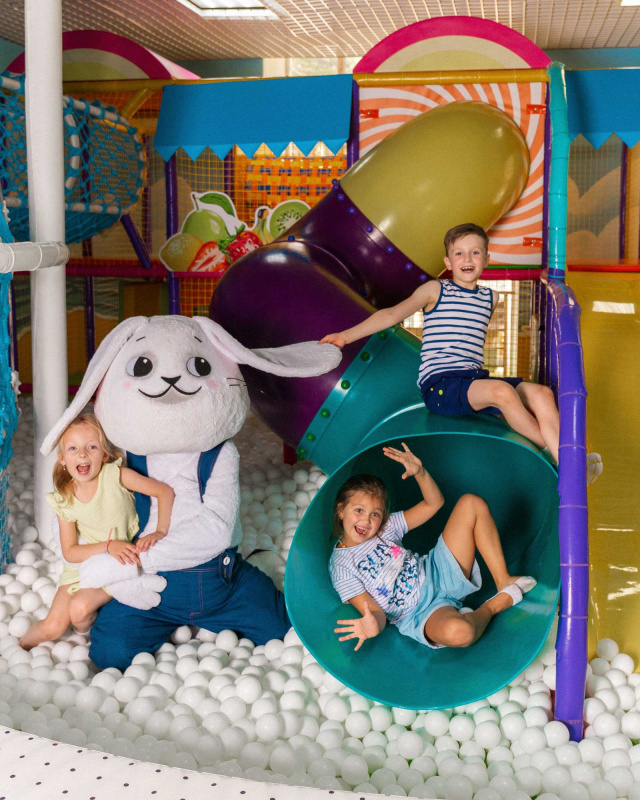 Детский игровой комплекс на термальном курорте Фабрика отдыха в Сысерти