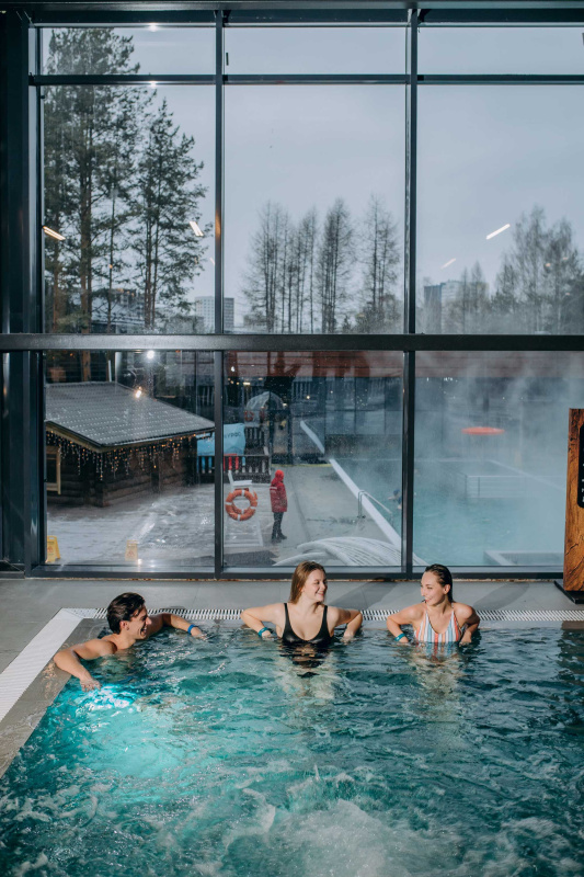 Бассейн на термальном курорте Баден-Баден Таватуй (Зеленый мыс)